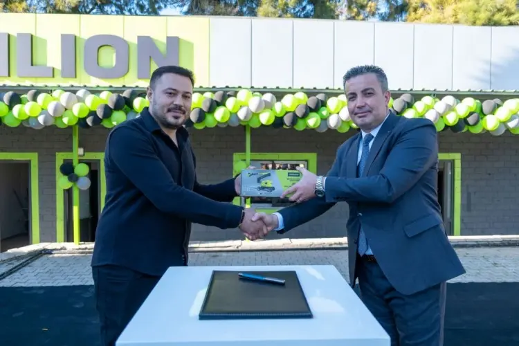Zoomlion Turkiye Antalya Bole Mudurlugu Acilis Toreni (14)