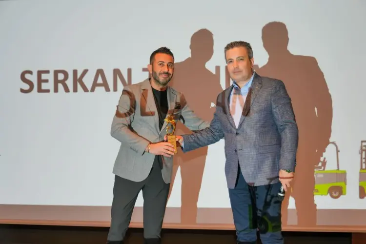 Zoomlion 2024 Yılbaşı 384