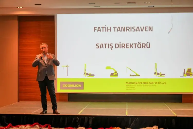 Zoomlion 2024 Yılbaşı 404